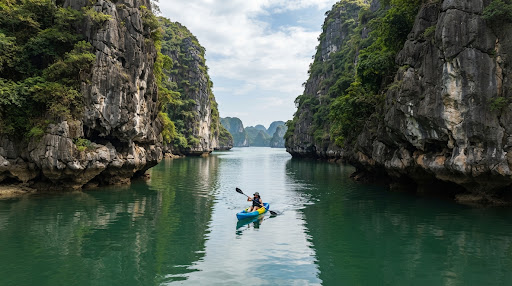 Kayaking in Bai Tu Long Bay